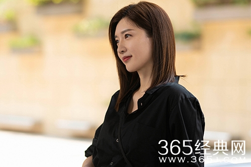 《欢乐颂3》叶蓁蓁开的车介绍