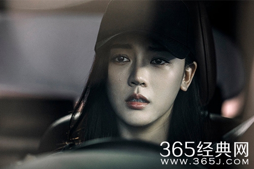 《冰雨火》万萌萌和阿坤的关系