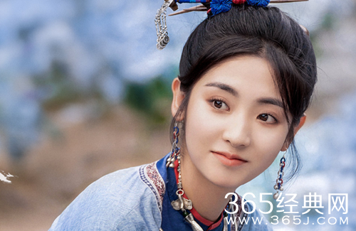 《飞狐外传》正在热播，邢菲饰演的程灵素正式上线