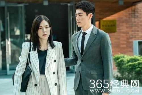 《她和她的她》剧情介绍