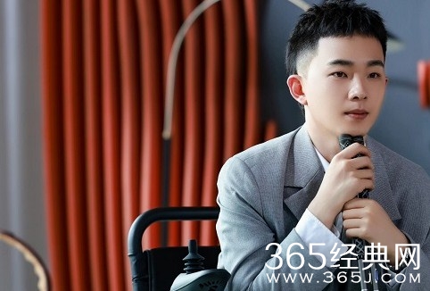 《两个人的小森林》靳希结局