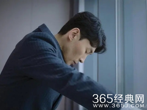 《底线》匡律师结局