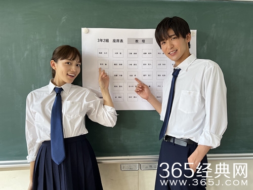 《Silent》曝花絮照，揭晓川口春奈、目黑莲座位