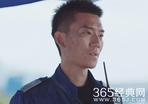 《追光者》熊非的过去