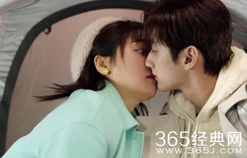 《那小子不可爱》顾荣装病