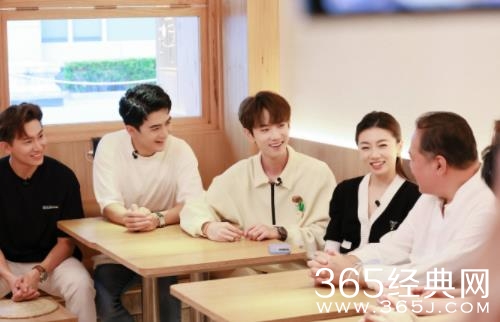 综艺《加油!小店》开播 爱国青年涂毓麟圆梦上海情