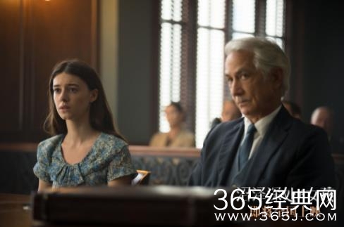 《沼泽深处的女孩》曝“心无所依”预告 揭开沼泽女孩原生家庭之