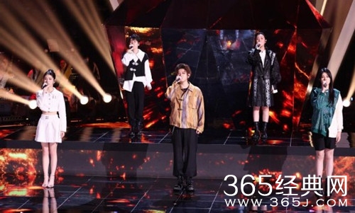 《中国好声音2022》决赛落幕，李楚楚唱响舞台见证成长