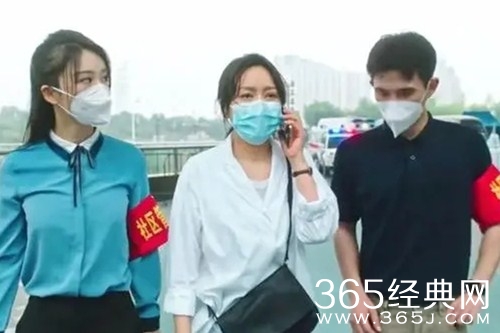 《我们这十年坚持》原型