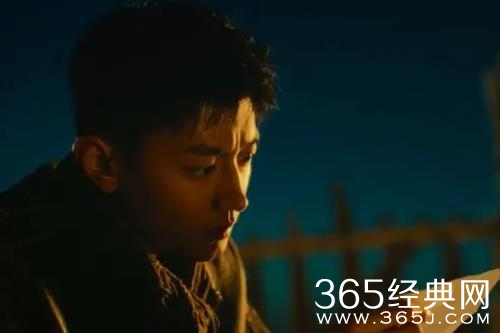 《促醒者》丁学坤的日记本