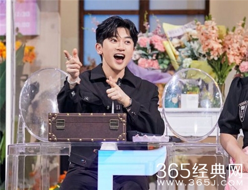 苏有朋《你好星期六》重现经典角色 再唱《心爱》梦回《倚天屠龙记》