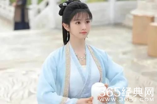 《卿卿日常》李薇转正