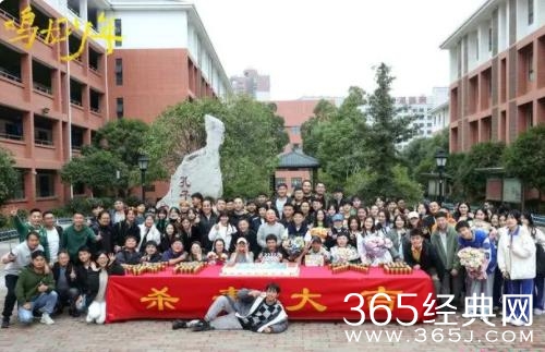 《鸣龙少年》圆满杀青 导演丁黑联袂张若昀打造热血青春逆袭之旅