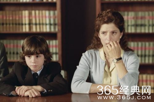 烧脑电影《蝴蝶效应》电影解说文案