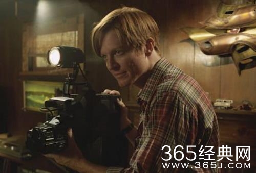 烧脑电影《蝴蝶效应》电影解说文案