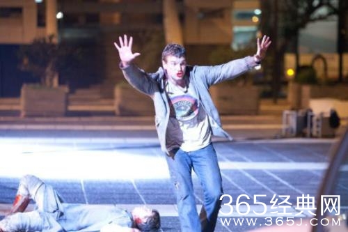 科幻电影《超能失控》电影解说文案