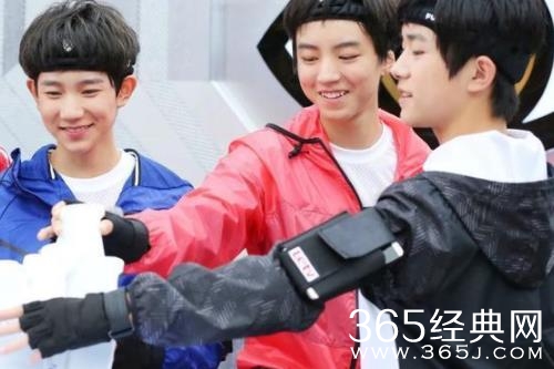 《全员加速中》强势回归，TFBOYS呼声太高，12位加速队员备受瞩目