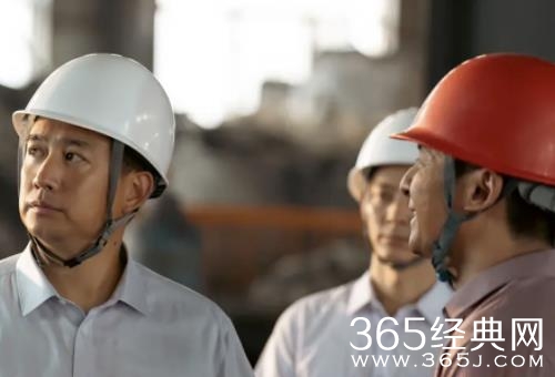 《县委大院》今晚央视开播！11位实力派坐镇，有成“剧王”的潜力