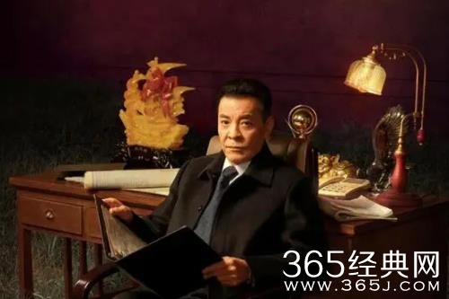 《风吹半夏》伍建设结局