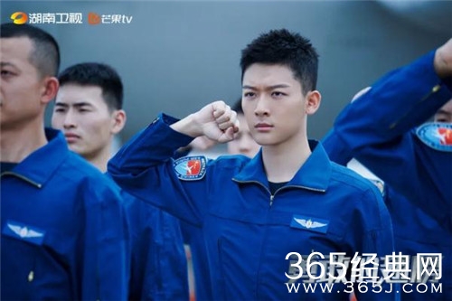 《勇敢的翅膀》开播，演绎新时代中国空军故事