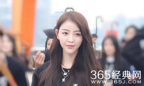 《墨白》中的流年花开