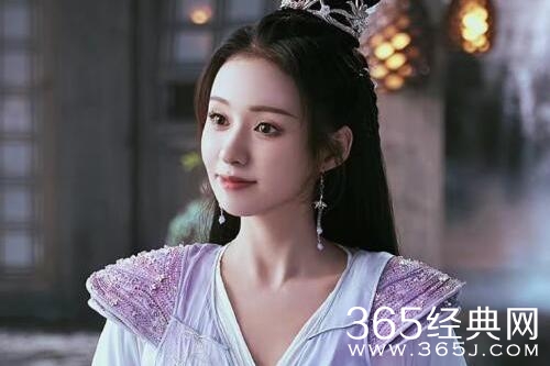 《月歌行》泽水仙子