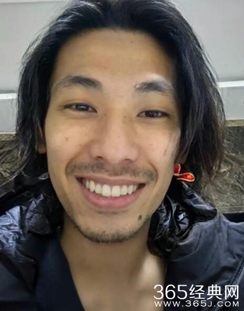 我任怡旭实名观看梗介绍