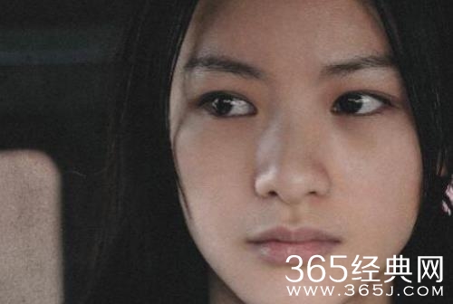 《平原上的摩西》李斐人物解析