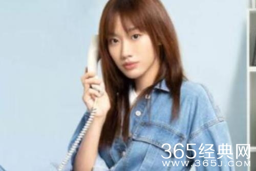 《打开生活的正确方式》文草草人物解析