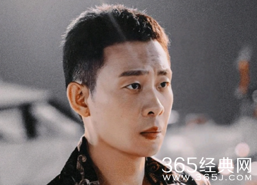 《他是谁》剧情介绍