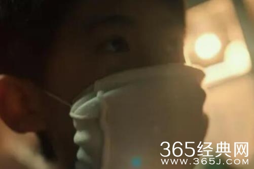 《我们的日子》王明中当医生