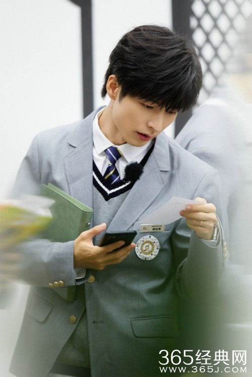 《名侦探学院6》评选优秀学生代表