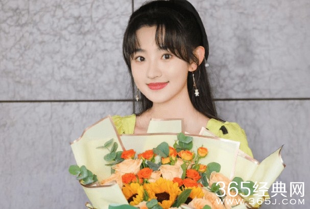 《温德瑞拉日记》温媃温欣的关系