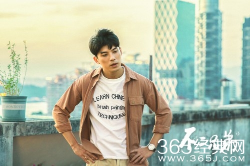 电影《不二兄弟》剧情介绍