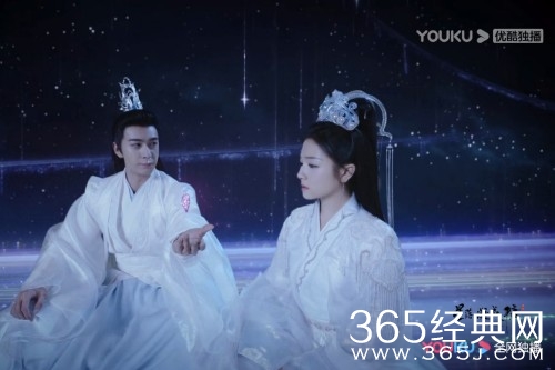 《星落凝成糖》少典有琴圆房