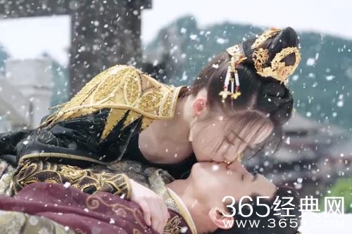 《娘娘今日不上朝》更新时间