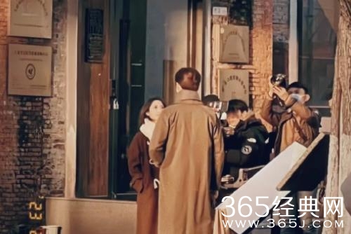 《相亲站住别跑》剧情介绍