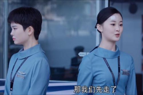 《向风而行》开除祁玉，敲打李语珩，一生未育的艾佳才是狠角色