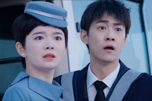 《向风而行》开除祁玉，敲打李语珩，一生未育的艾佳才是狠角色