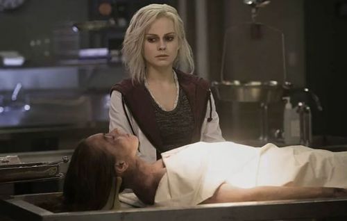 《我是僵尸》这部重口味美剧，每一集都很高能