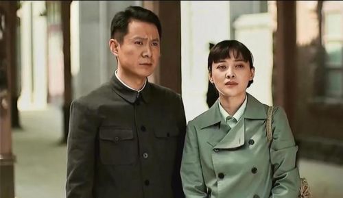 《父母爱情》江德福为何放弃留校任教？他训安杰的一句话道出原因