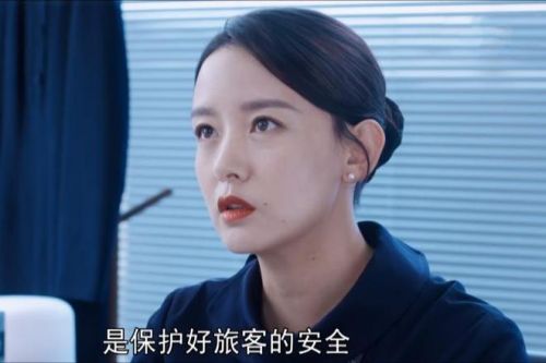 《向风而行》开除祁玉，敲打李语珩，一生未育的艾佳才是狠角色