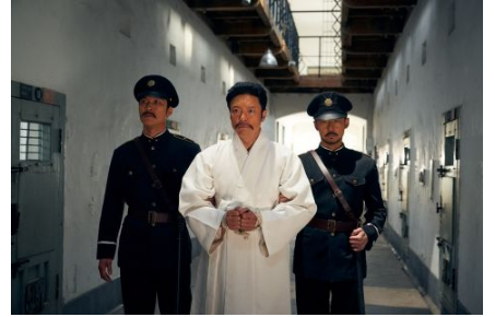 《HERO》除了爱国情怀，还上演凄美爱情&催泪亲情唱给你听