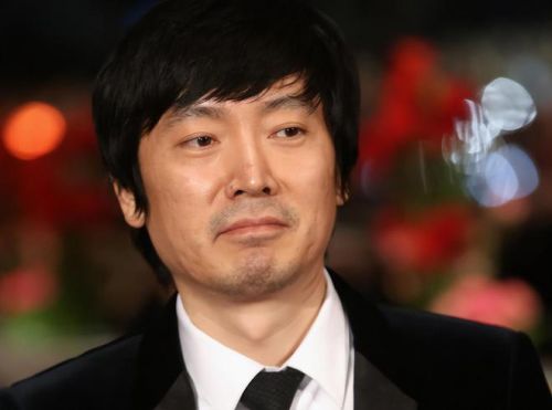 6集悬疑剧《平原上的摩西》开播，抛开阵容我更期待3大核心看点