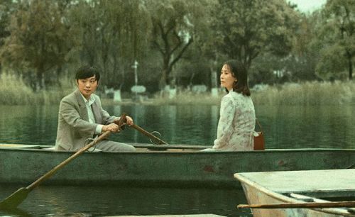 6集悬疑剧《平原上的摩西》开播，抛开阵容我更期待3大核心看点