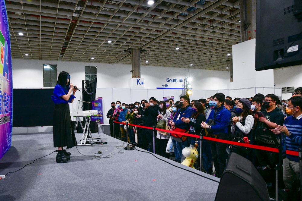 《后宫之乌》片尾主唱krage访谈，Lady Gaga是自己成为歌手的契机