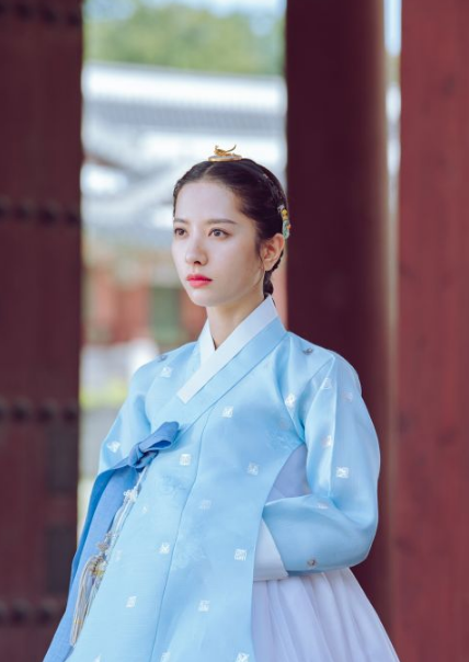 《朝鲜律师》公开禹棹奂、苞娜、车学沇台词排练照