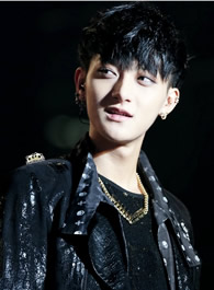 何以琛（少年）