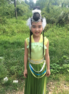 灵灵八（童年）