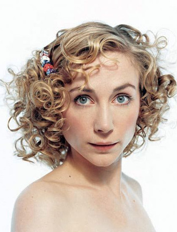 茱莉·德帕迪约